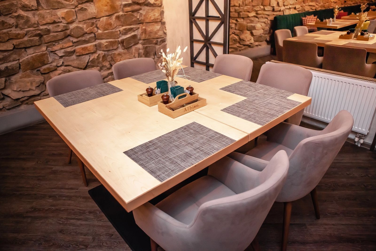 Фото Альбион