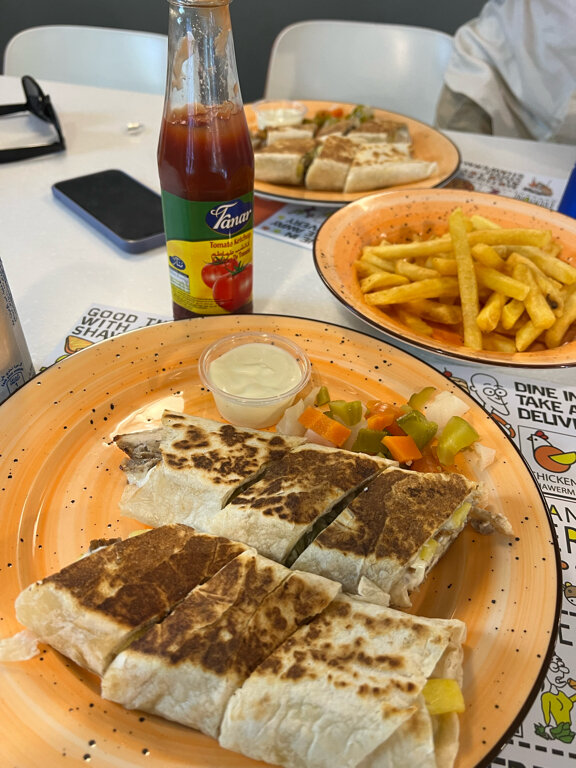 Fast food Shish Shawerma, Abu Dhabi, photo