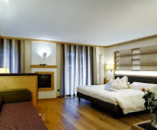 Внешний вид отеля Hotel Diana в Пинцоле, фото 4