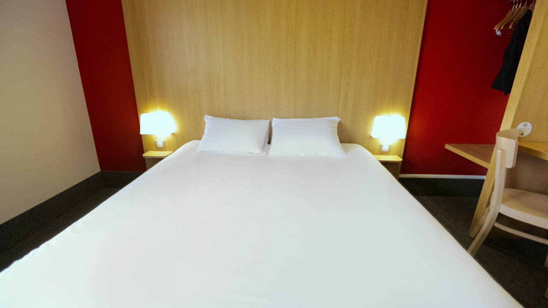 Фото B&b Hôtel Paris Châtillon