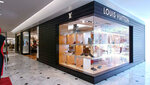 Louis Vuitton Beverly Hills Saks (Beverly Hills, Wilshire Boulevard, 9600), shoe materials and accessories