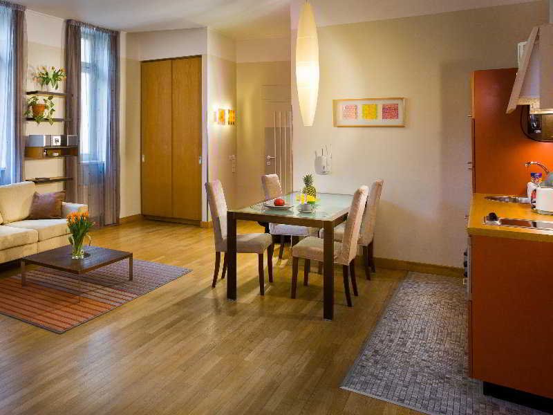 Фото Mamaison Residence Belgicka