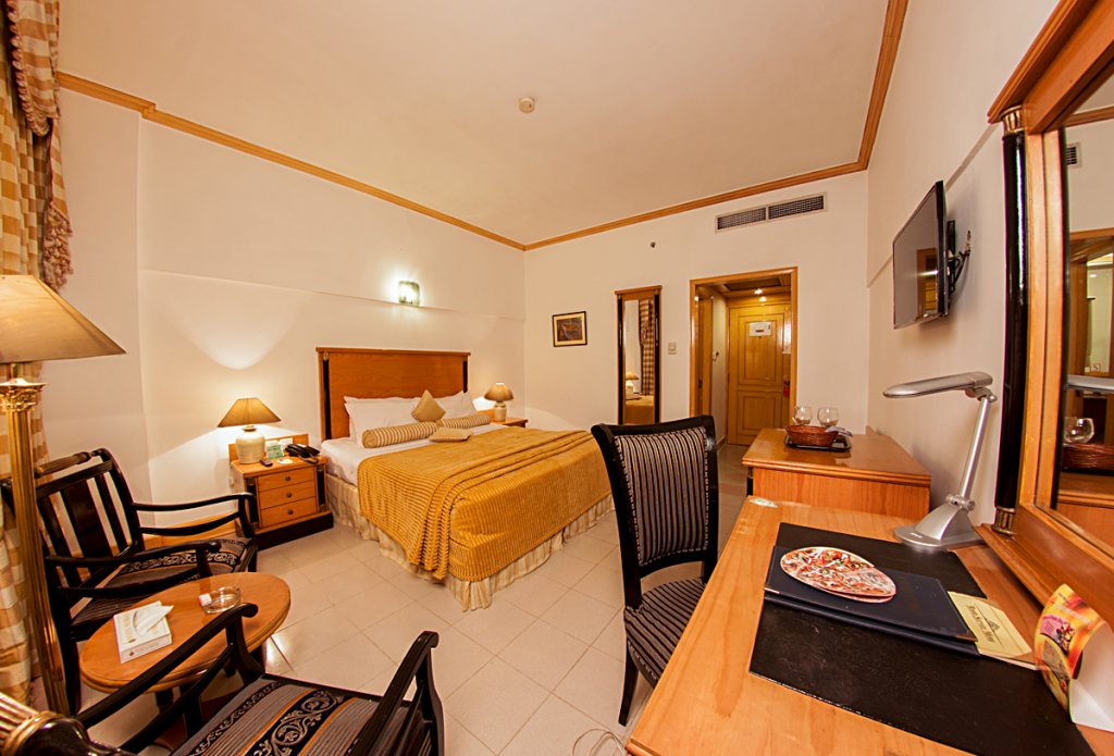 Фото Hotel Faran Karachi