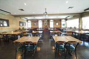 Pachara Hotel and Restaurant