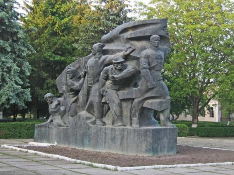 Monument, memorial Героям Хотинского восстания, Khotin, photo