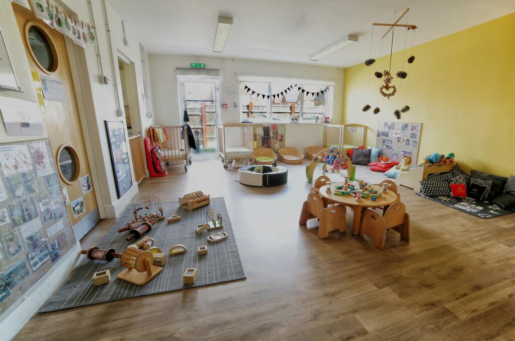 School Bright Horizons Swanscombe Day Nursery and Preschool, Kent County, photo