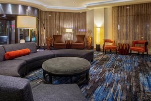 Гостиница DoubleTree Suites by Hilton Hotel Minneapolis