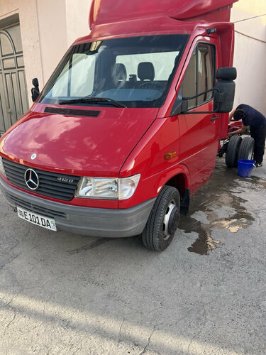 Kievdagi keksa ayollardan samimiy xizmatlar