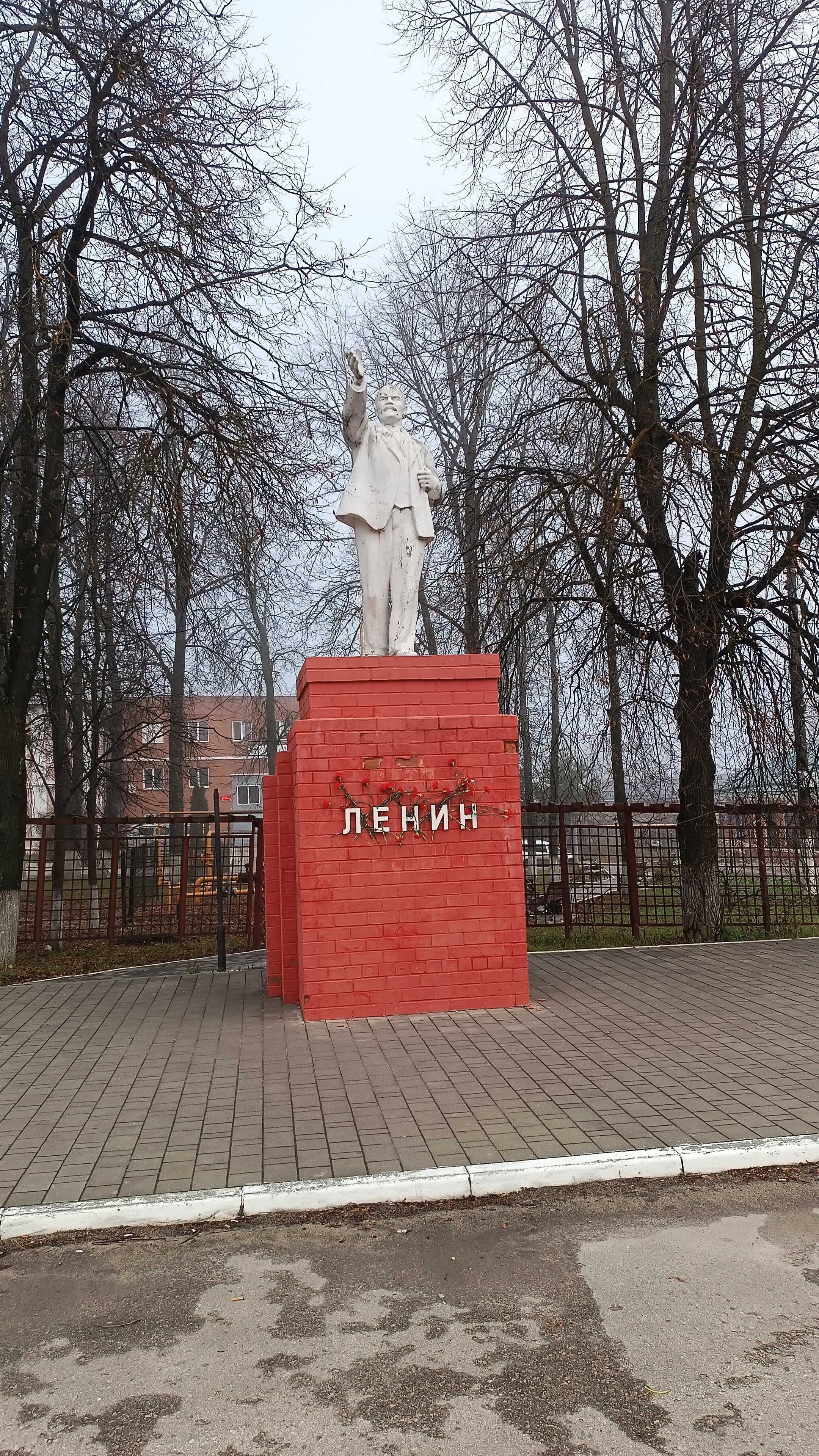 Фото Odoyev. Sky