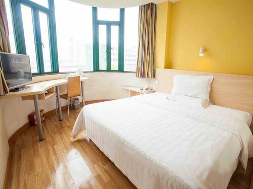 Гостиница 7Days Inn Wuhan Wuchang Train Station Shuoyi Road Subway Station Branch в Ухане
