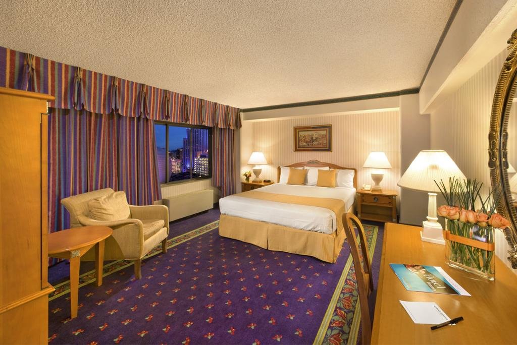 Фото Circus Circus Hotel Casino Reno at The Row