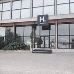 Home Of H (Anoma Ntuu Crescent, 24), cafe