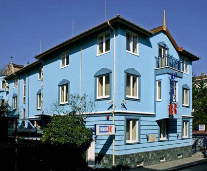 Фото отеля 1