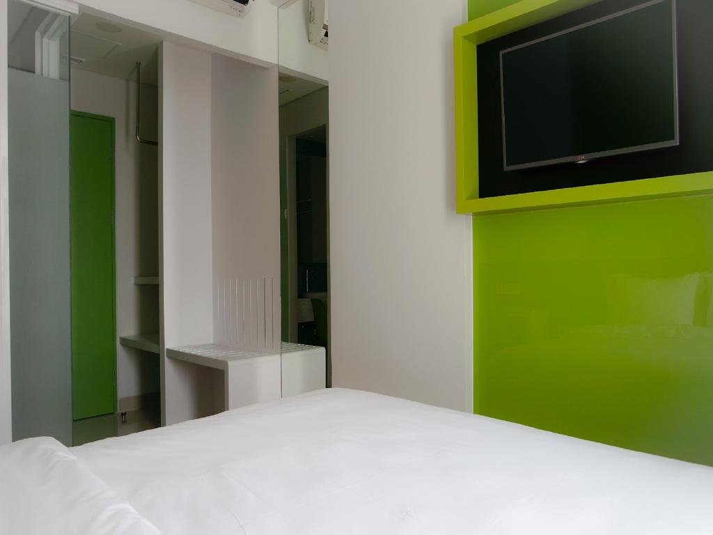 Фото MaxOne Hotels at Pemuda