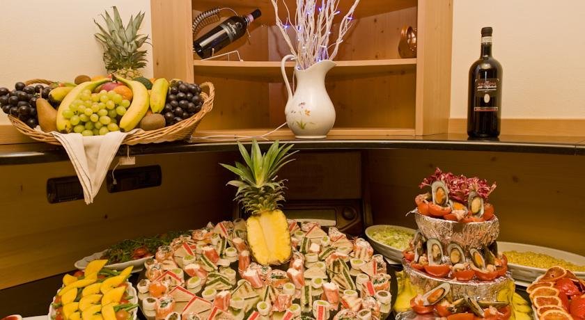 Фото Hotel Touring Livigno