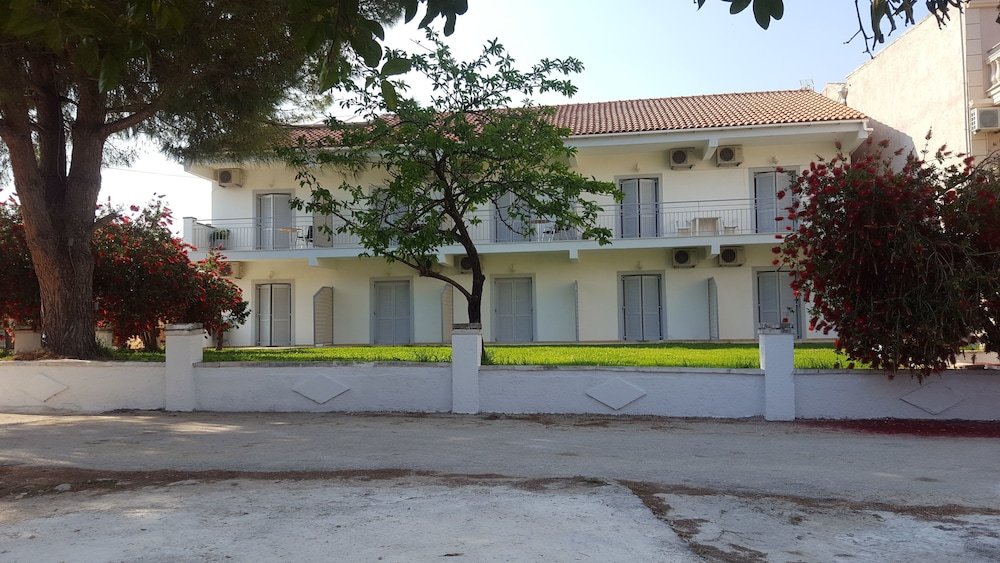 Фото Three Seasons Resort