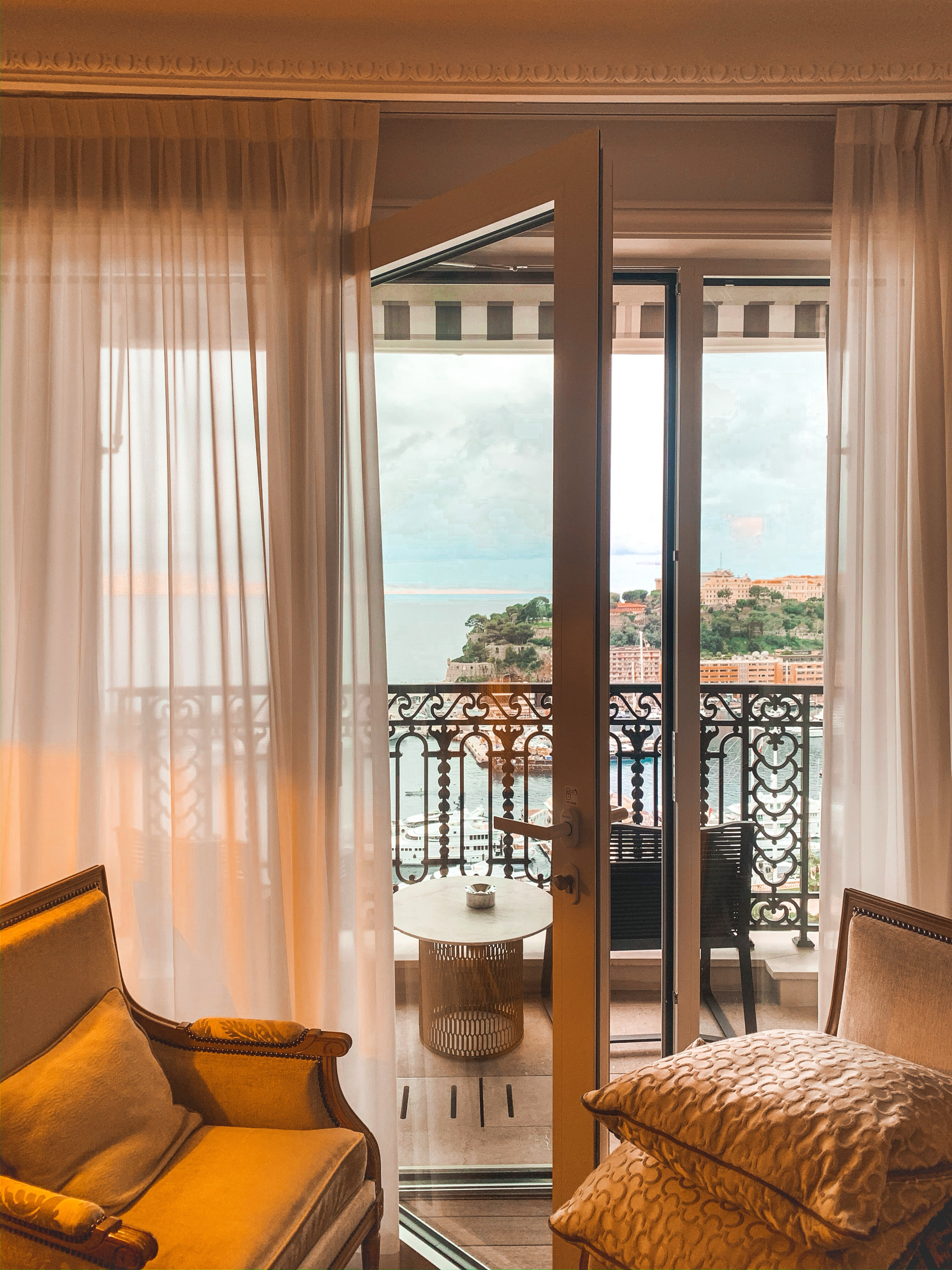 Фото Hôtel de Paris Monte-Carlo