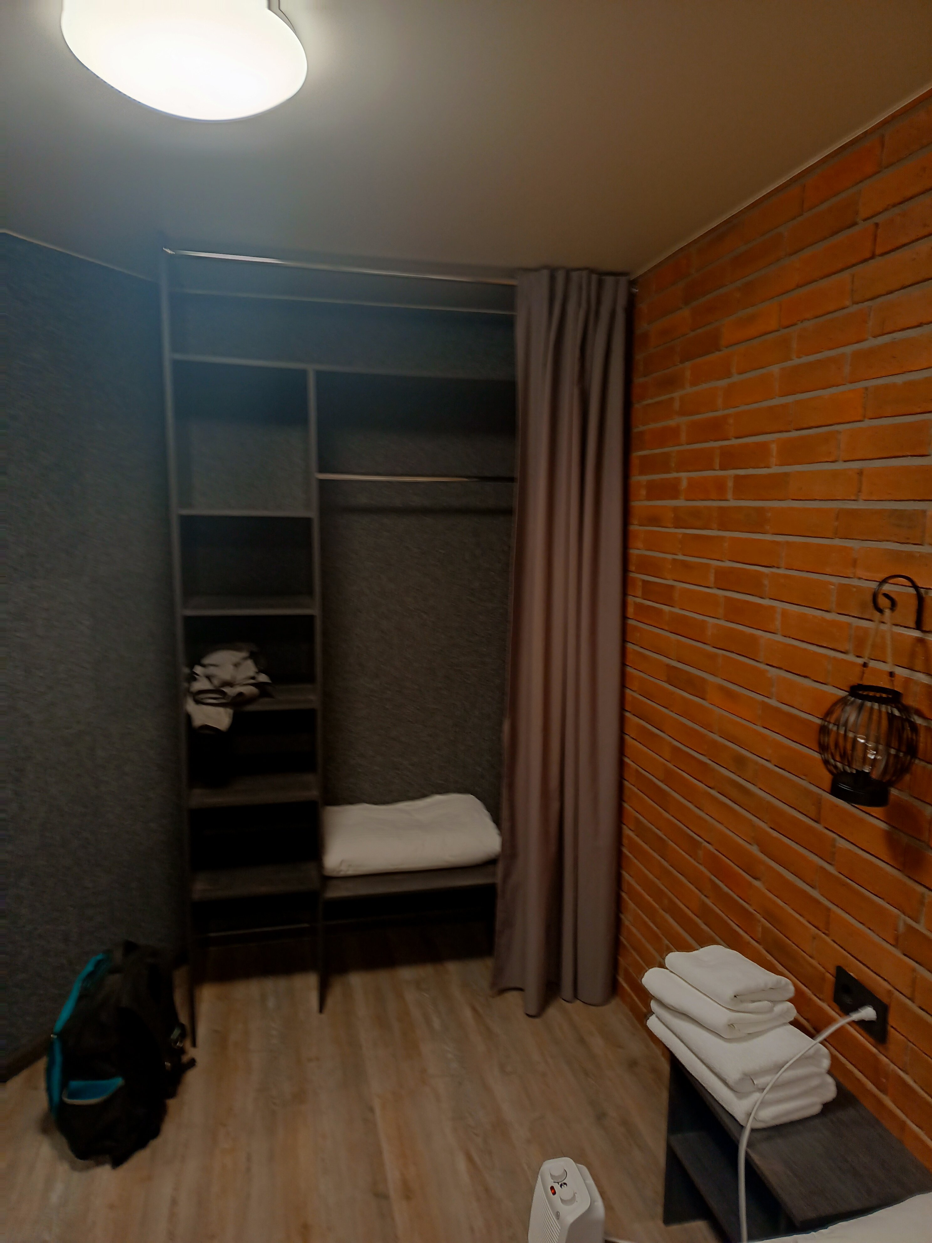 Фото Есенин Локус