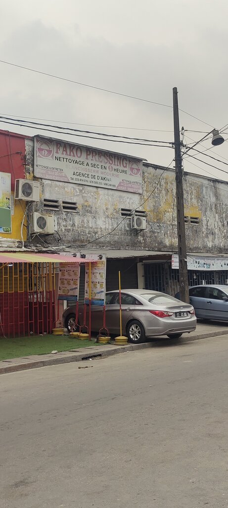 Laundry Fako Pressing, Douala, photo