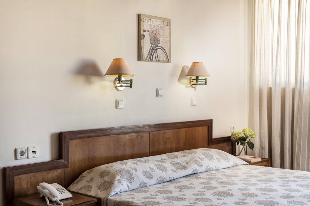 Фото Elina Hotel Apartments