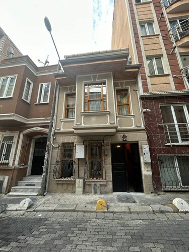 Внешний вид отеля NarPera Taksim Hotel в Шишлях, фото 5