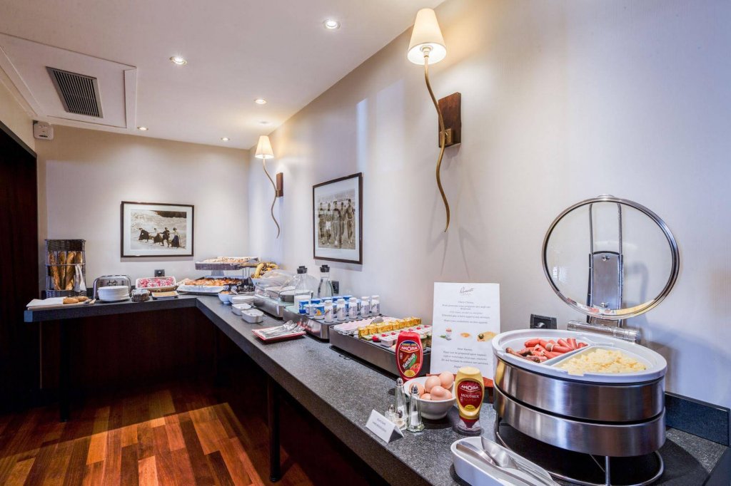 Фото Hôtel Le Roosevelt