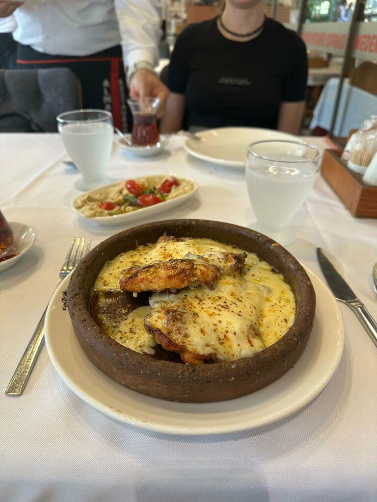 Restoran Czn Burak Medeniyetler Sofrası, Beşiktaş, foto