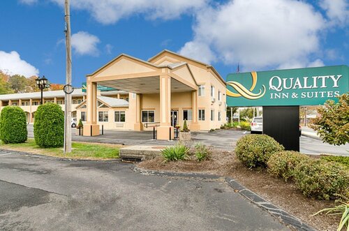 Гостиница Quality Inn & Suites Northampton - Amherst