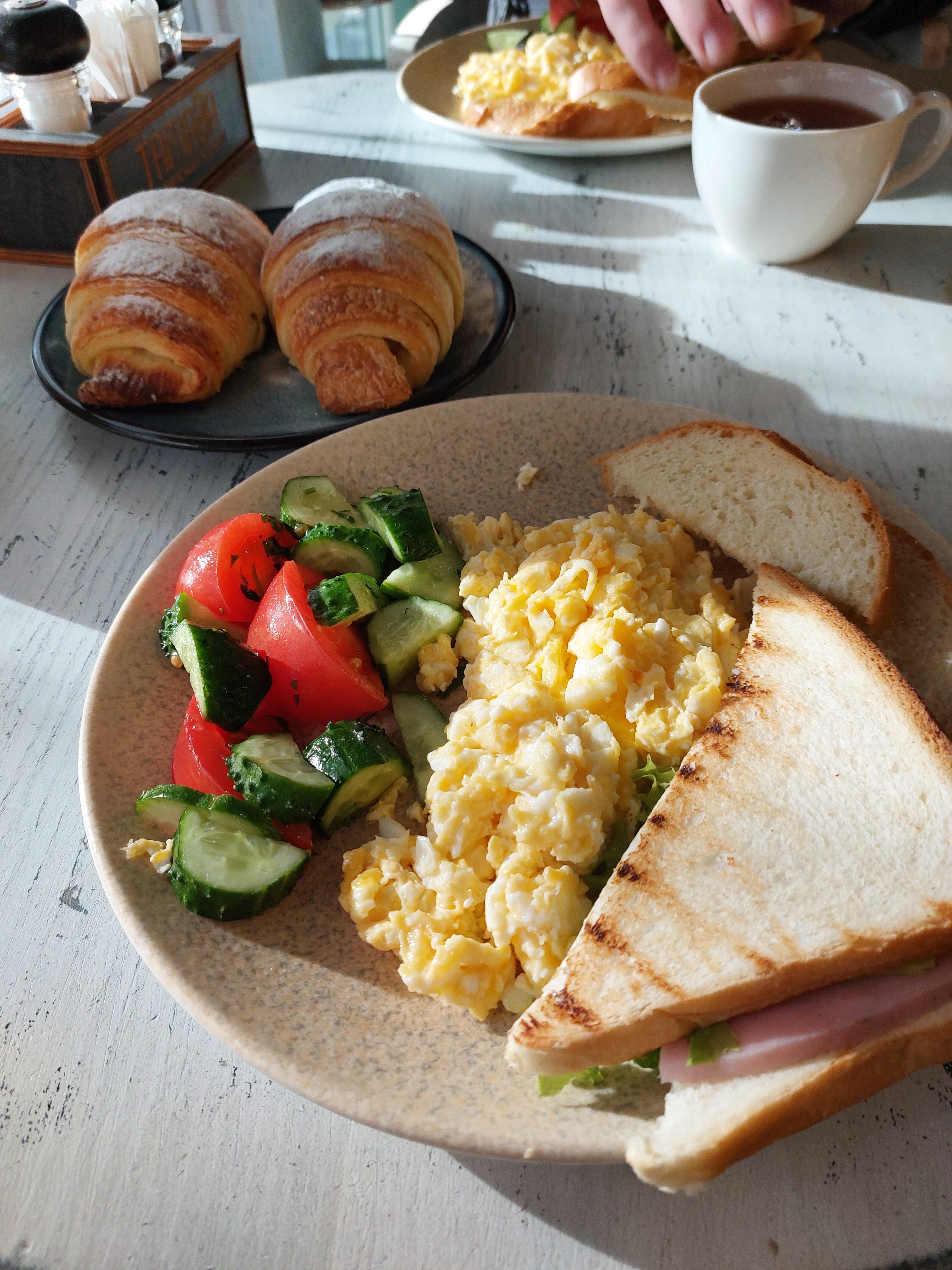 Фото Mirror Family