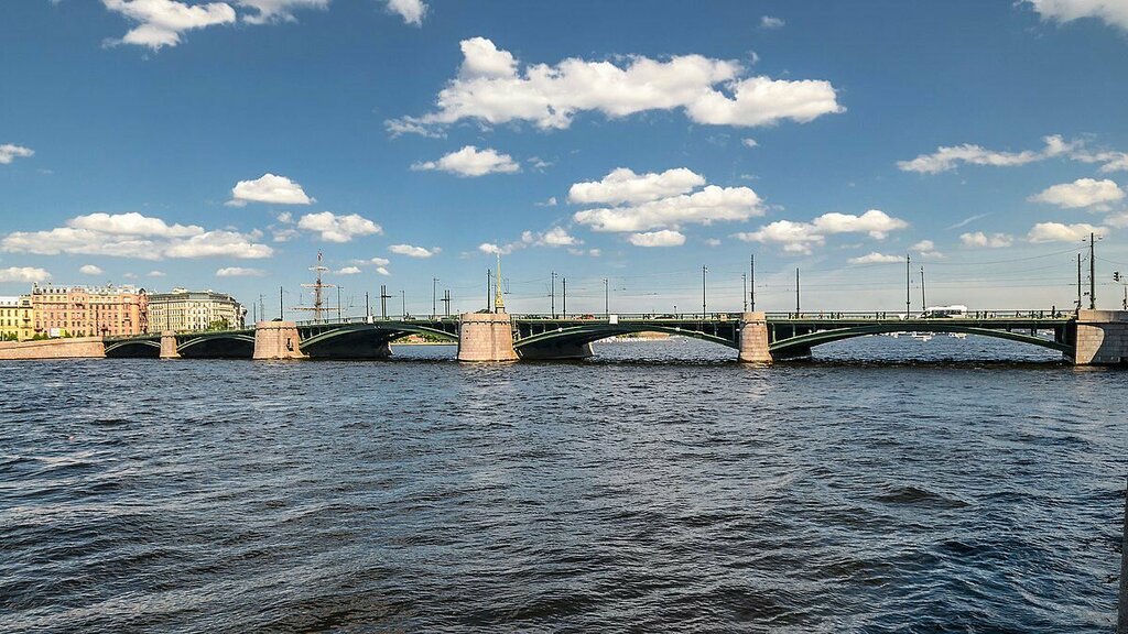 Достопримечательность Биржевой мост, Санкт‑Петербург, фото