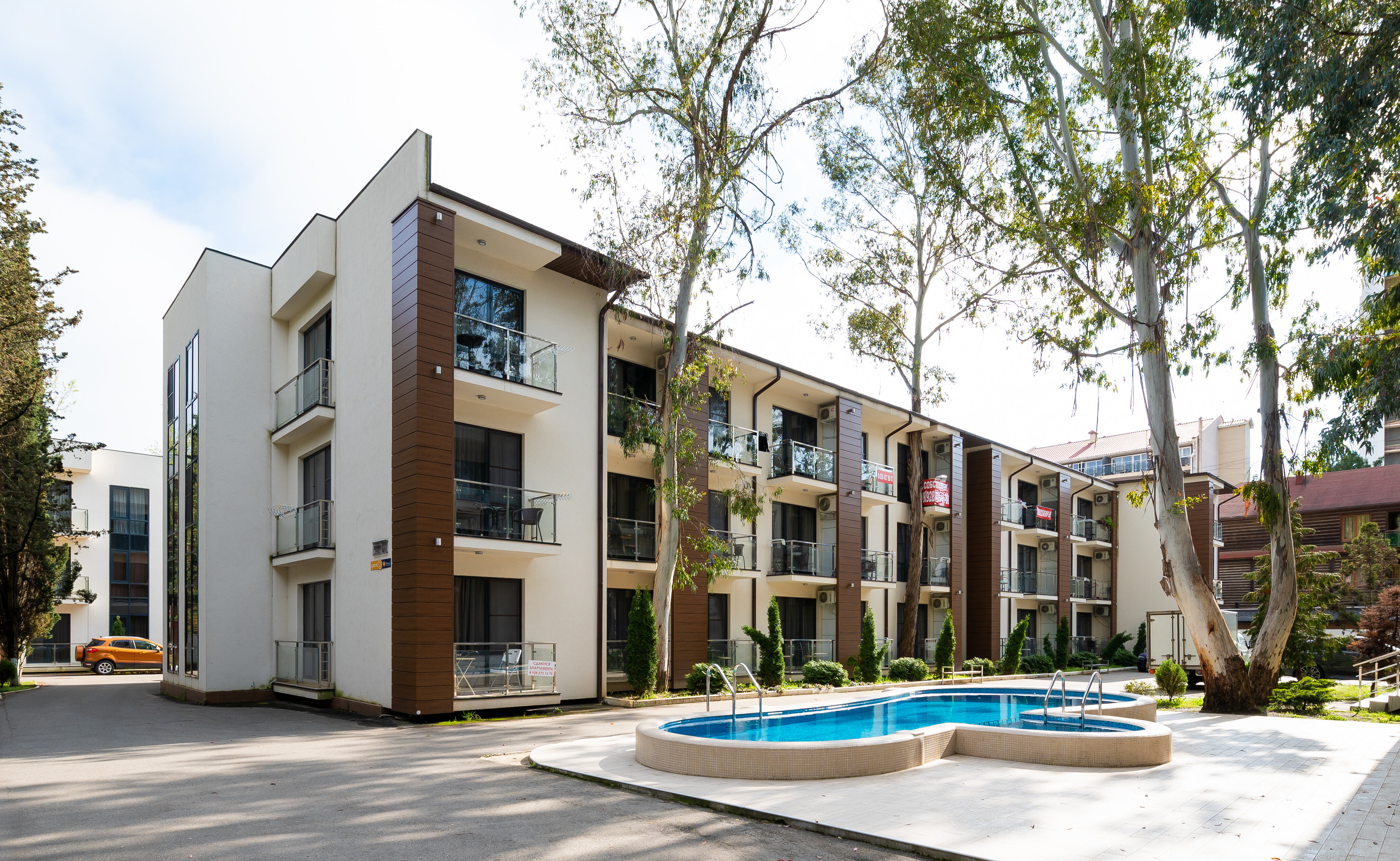 Фото отеля 1