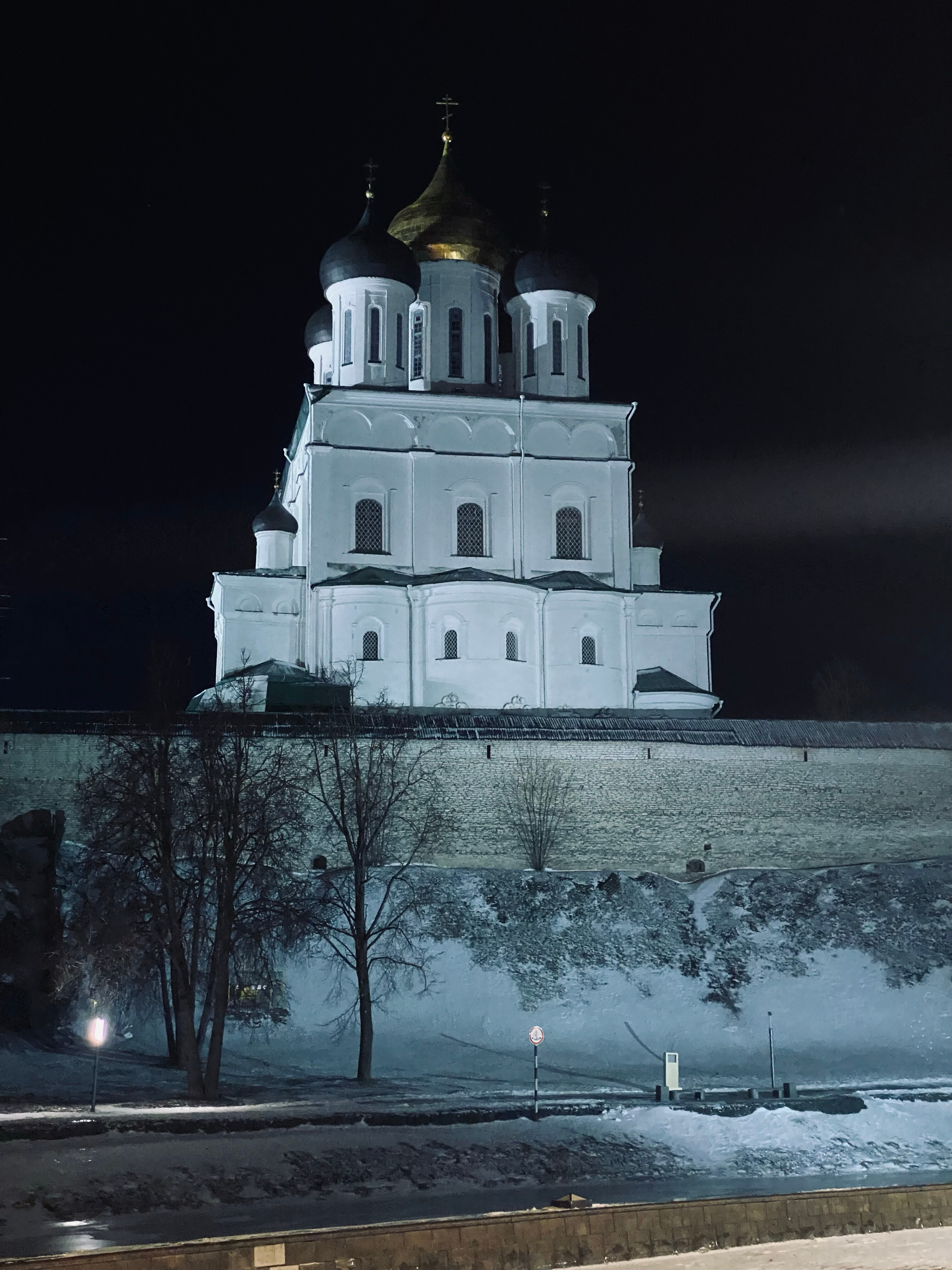 Фото Золотая набережная