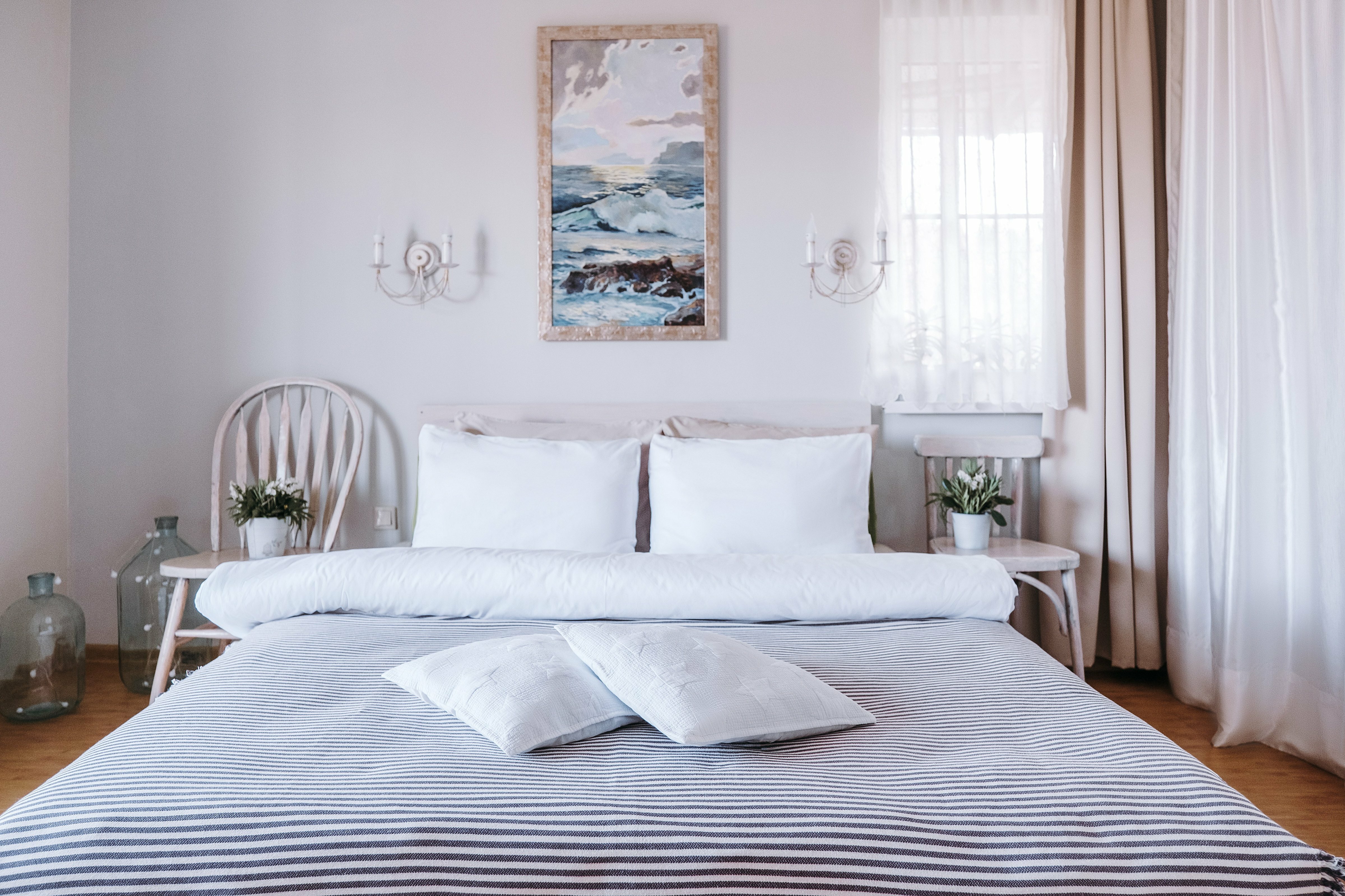 Фото Дом с Кипарисами в горах с видом на море