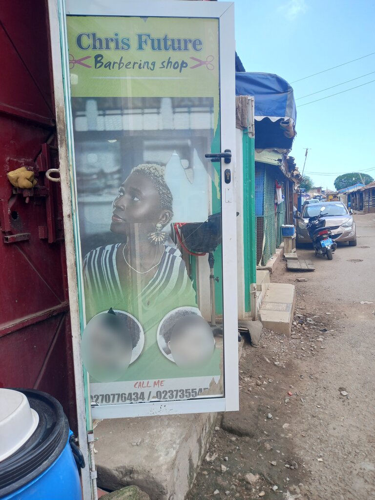 Barber shop Chris Future, Accra, photo