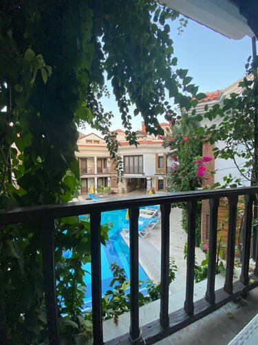 Внешний вид отеля Nish Caria Hotel в Ортадже, фото 3