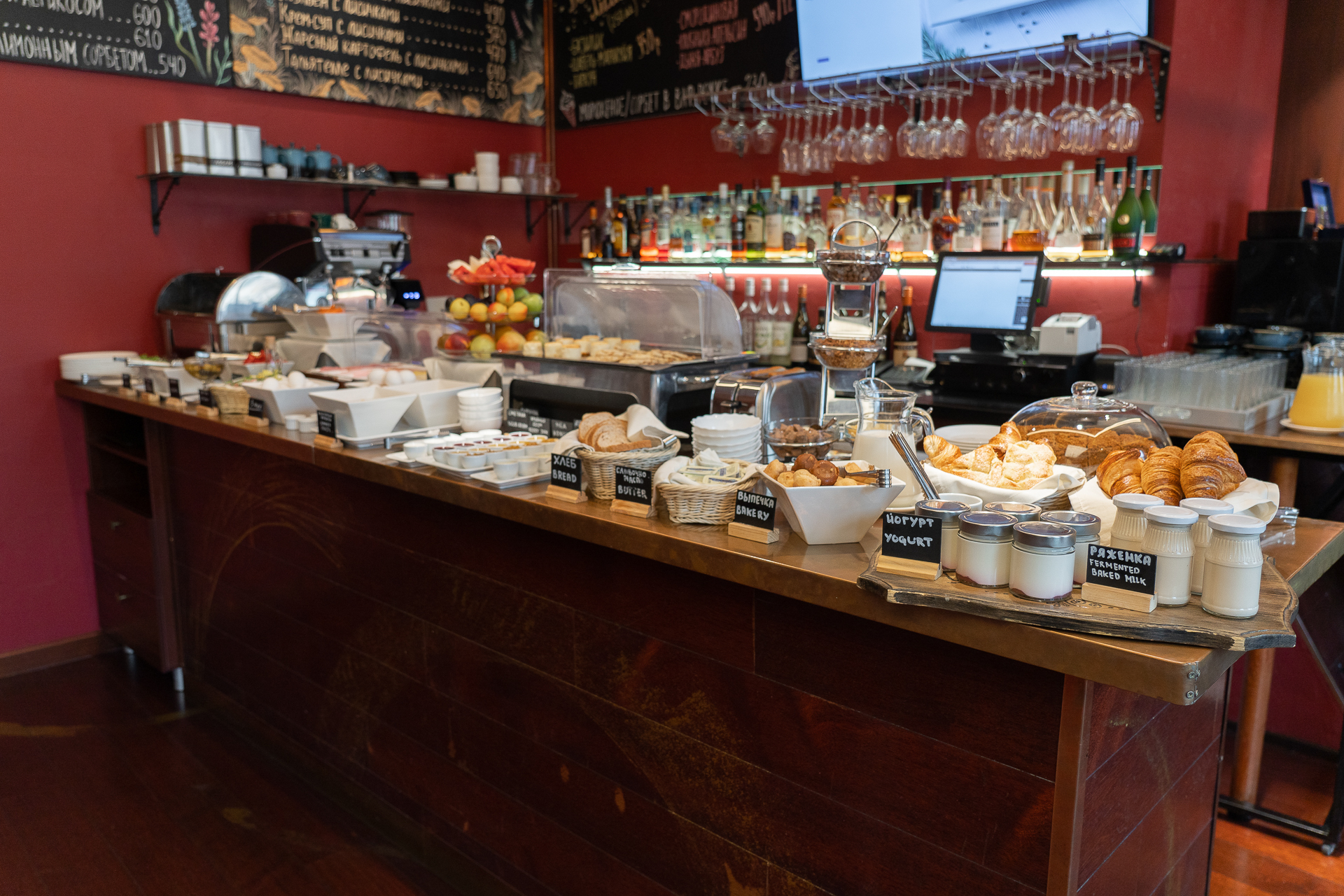 Фото Невский форум