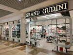 Grand Gudini (gorodskoy okrug Nizhniy Novgorod, Kanavinskiy City District, Revolyutsii Square, 9) ، متجر ملابس