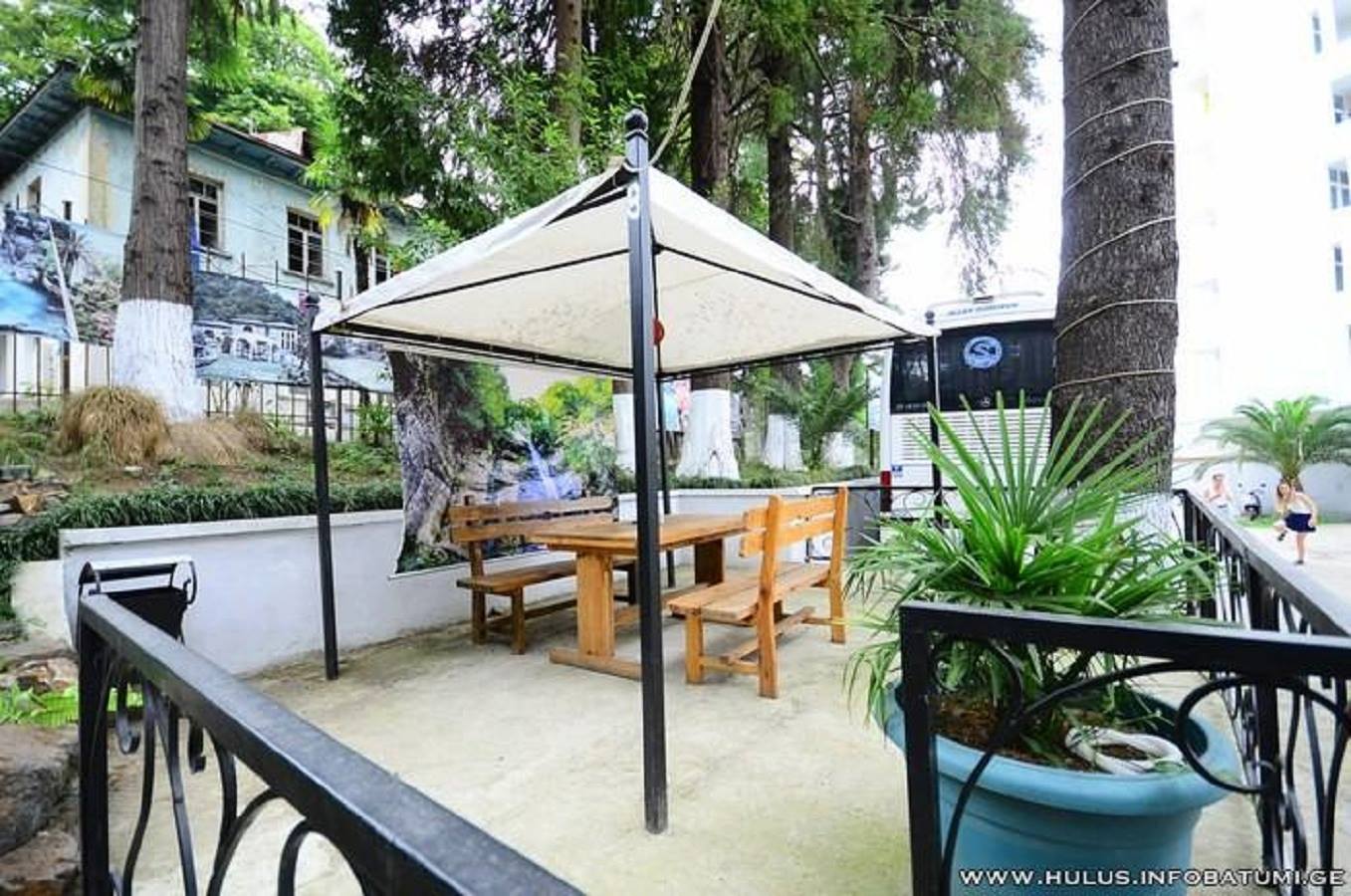 Фото Hotel Nine Brothers