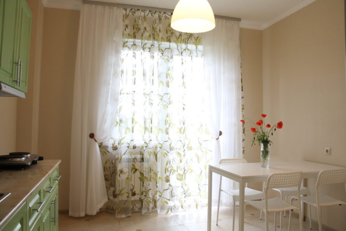 Фото Август