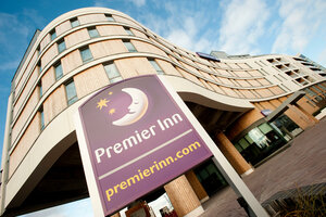 Гостиница Premier Inn Belfast Titanic Quarter