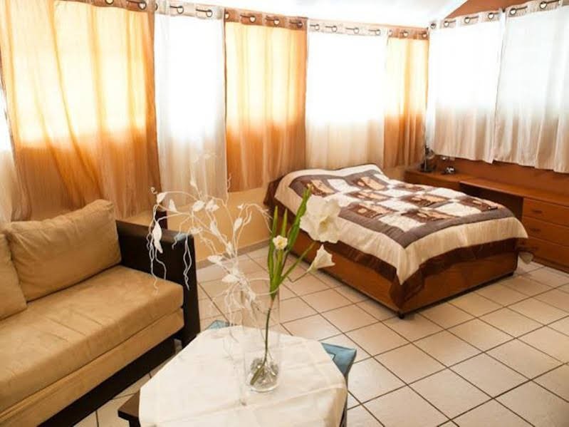 Фото AirTLV - Arlozorov Apartment's