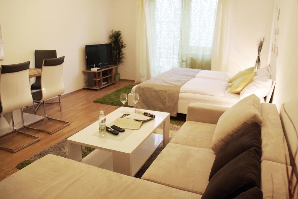 Фото CheckVienna – Apartment Quellenstrasse