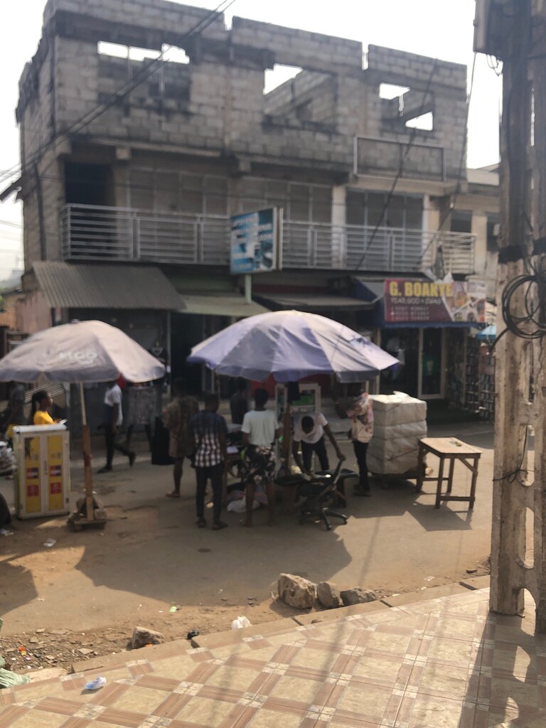 Shoe store G.Boakye, Accra, photo