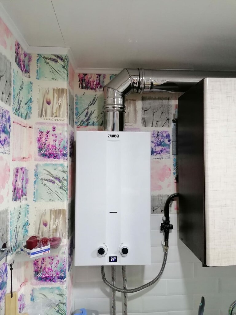 Фото установки газовой колонки