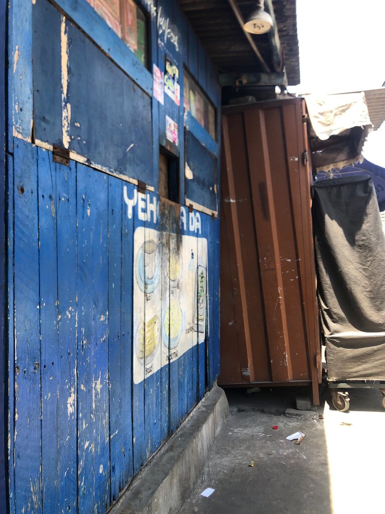 Fast food Jehowa Da, Accra, photo