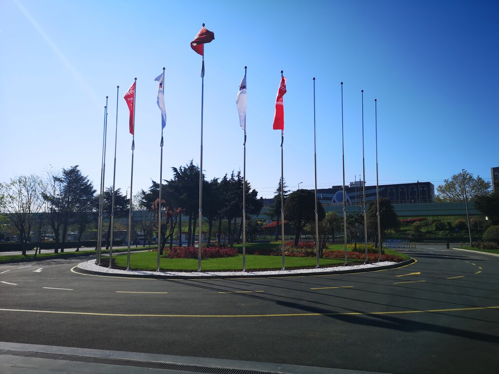 مركز أعمال Istanbul World Trade Center ، اسطنبول، صورة