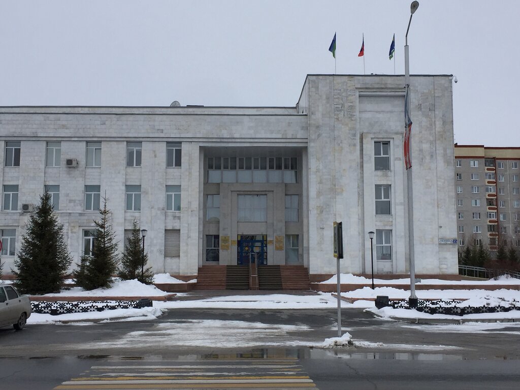 Administration Upravleniye arkhitektury i gradostroitelstva Administratsiya goroda Langepas, Langepas, photo