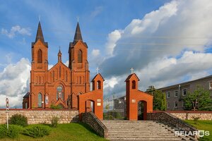 Костёл Успения Пресвятой Девы Марии (ул. Кирова, 7, Миоры), католический храм в Миорах