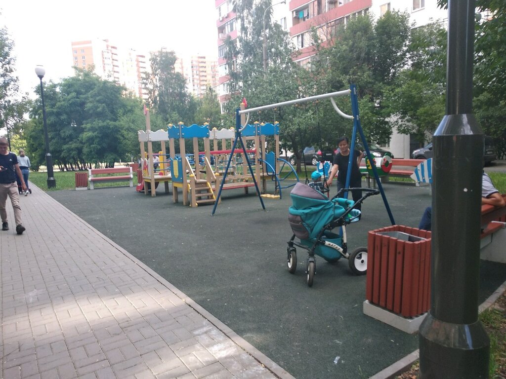 Строгино парк спортплощадка