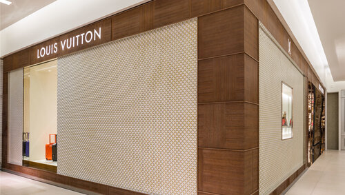 Louis Vuitton Atlanta Saks Phipps Plaza, clothing store, United